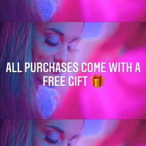 ✨ All purchases come with a free beauty item ✨